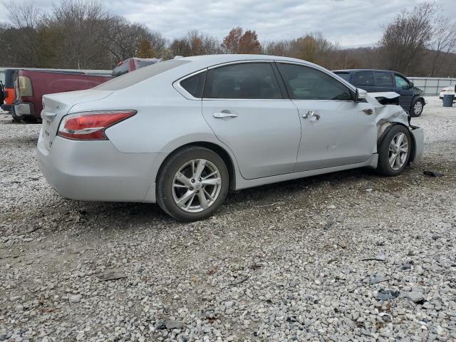 VIN 1N4AL3AP7FN365804 2015 NISSAN ALTIMA no.3