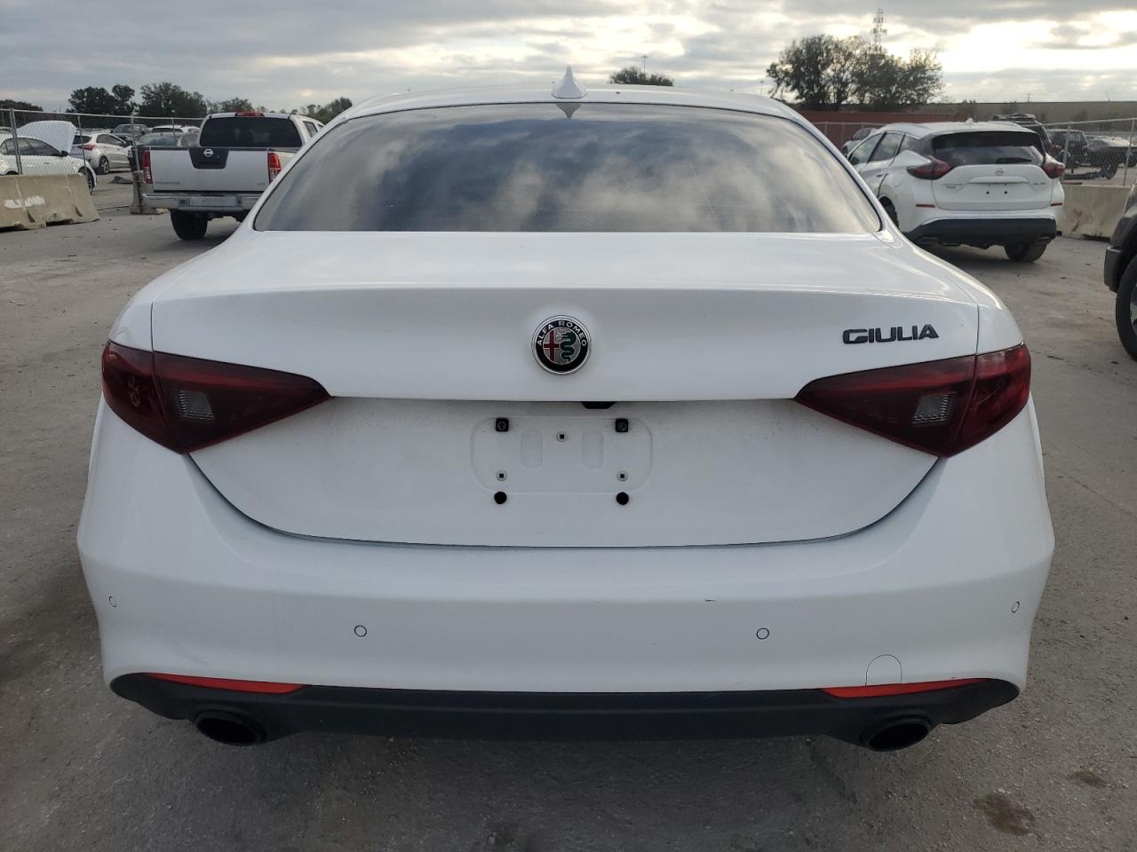 Lot #3033041015 2019 ALFA ROMEO GIULIA