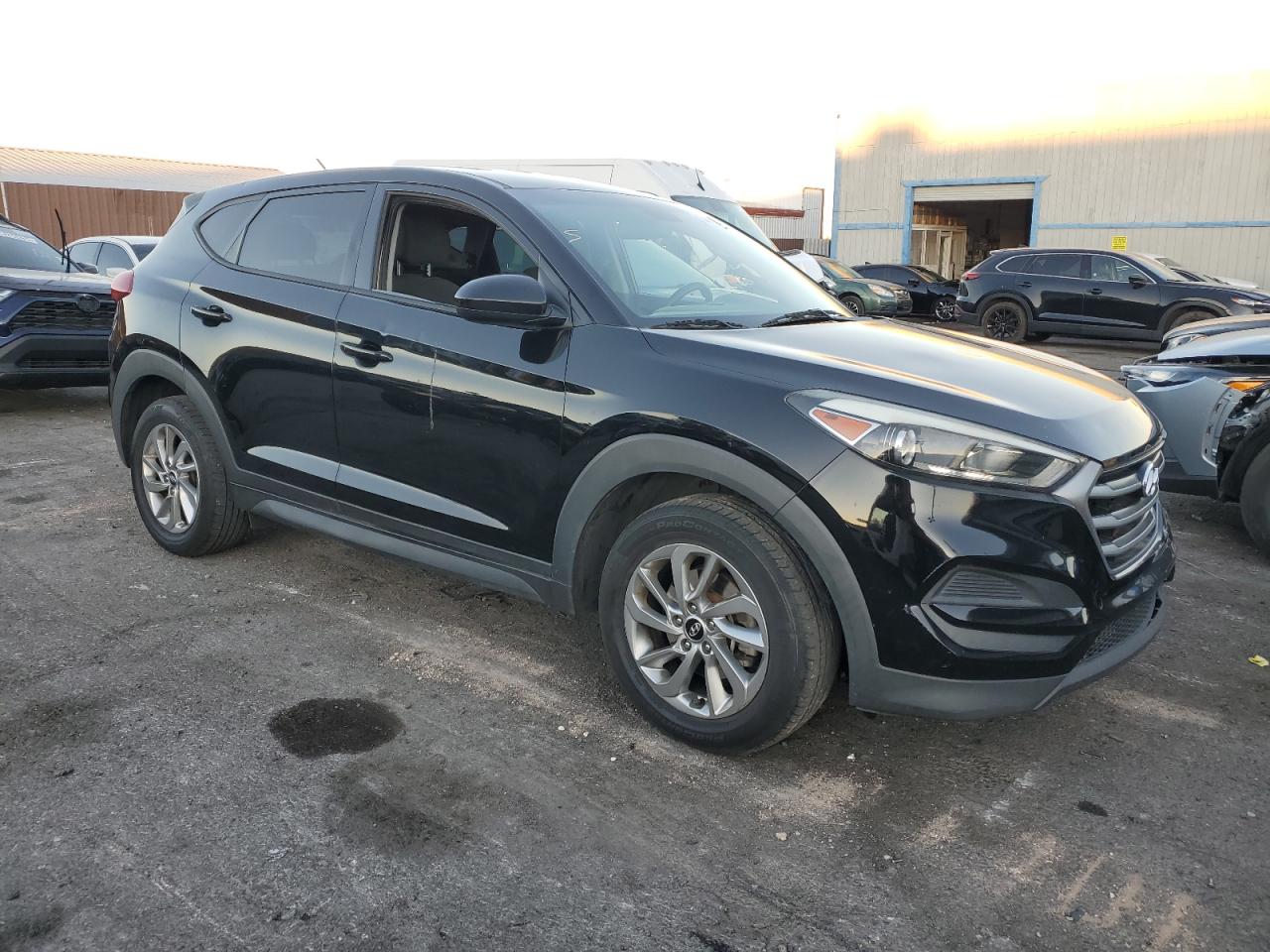 Lot #3028591939 2018 HYUNDAI TUCSON SE