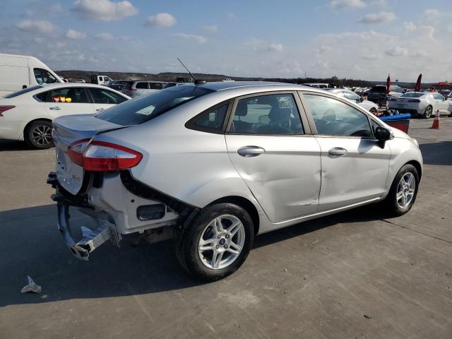 VIN 3FADP4BJ1JM112689 2018 FORD FIESTA no.3