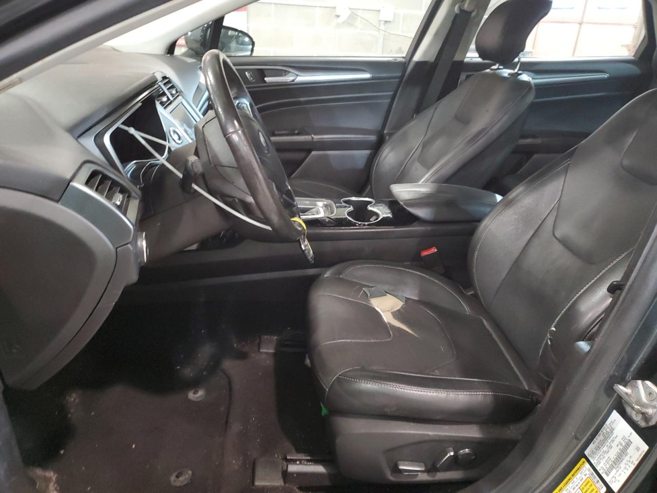 FORD FUSION TITANIUM