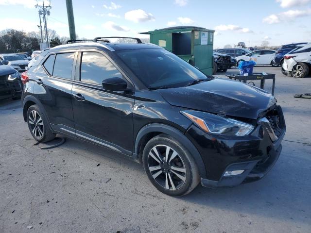 VIN 3N1CP5CU8JL521060 2018 NISSAN KICKS no.4