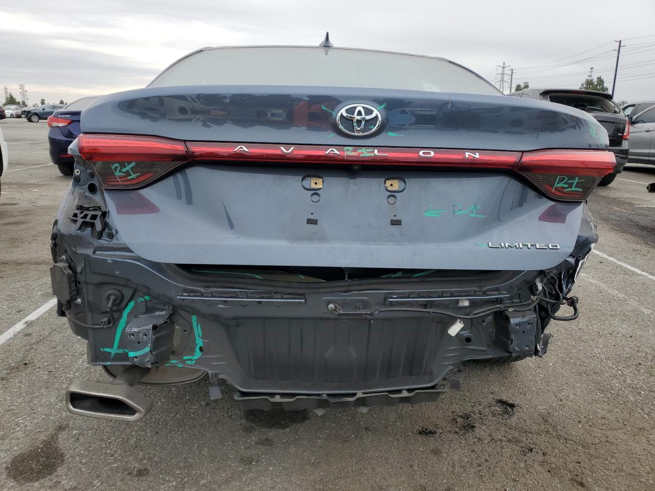 Lot #3030479460 2019 TOYOTA AVALON XLE