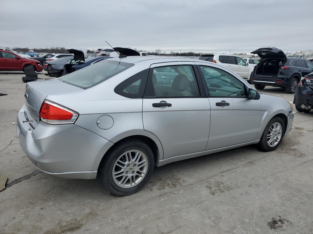 Lot #3034321063 2010 FORD FOCUS SE