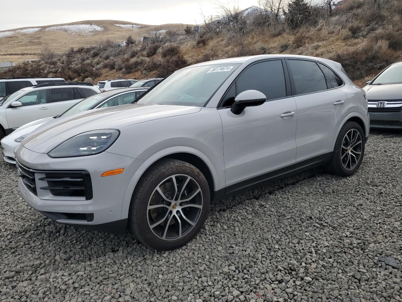  Salvage Porsche Cayenne