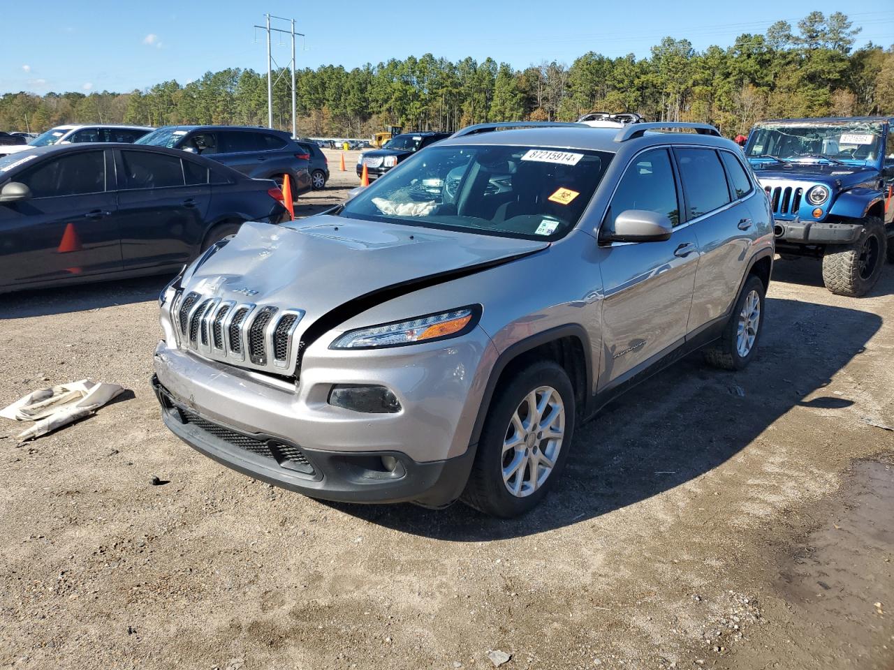  Salvage Jeep Grand Cherokee