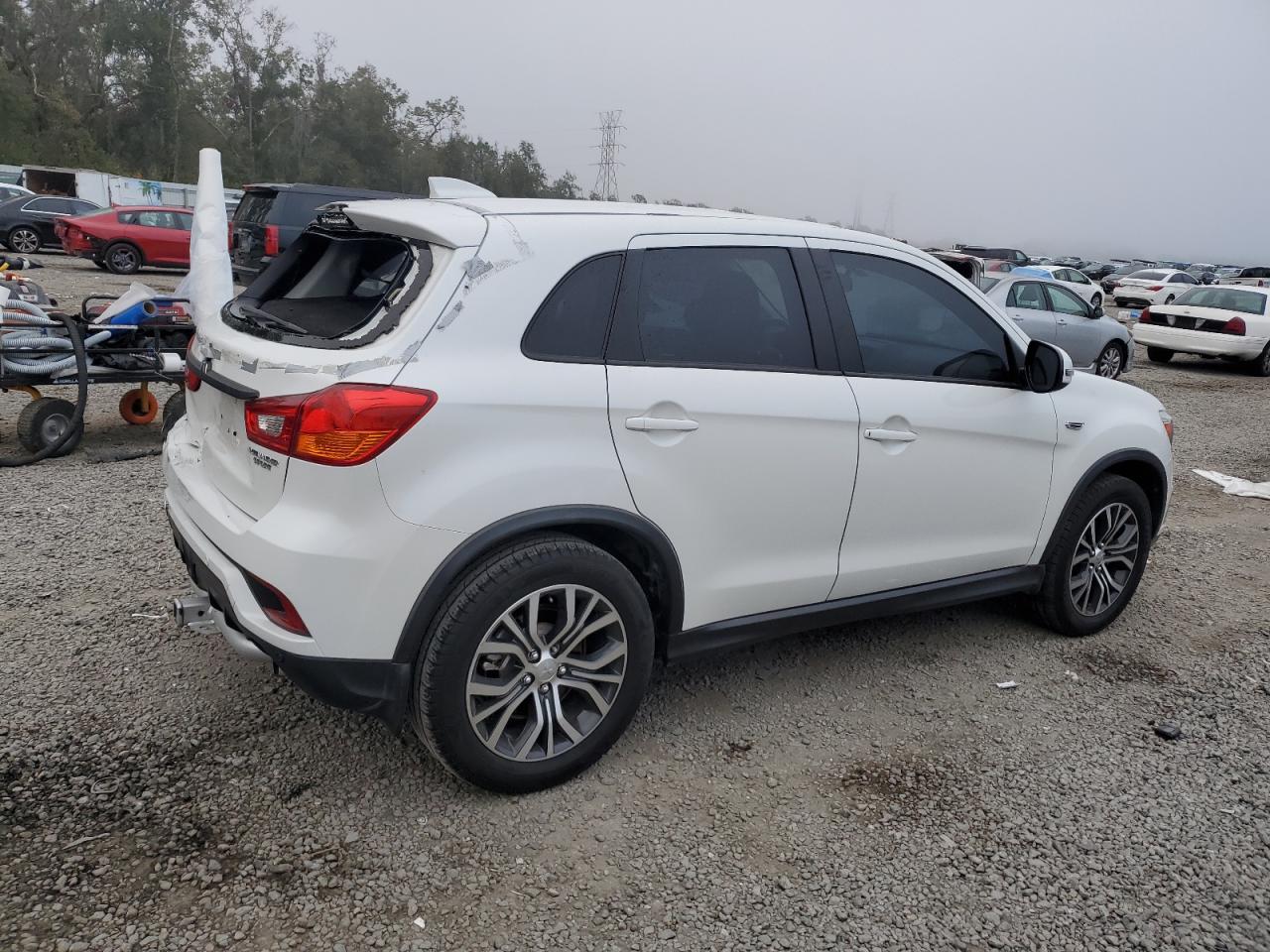 Mitsubishi Outlander 2018