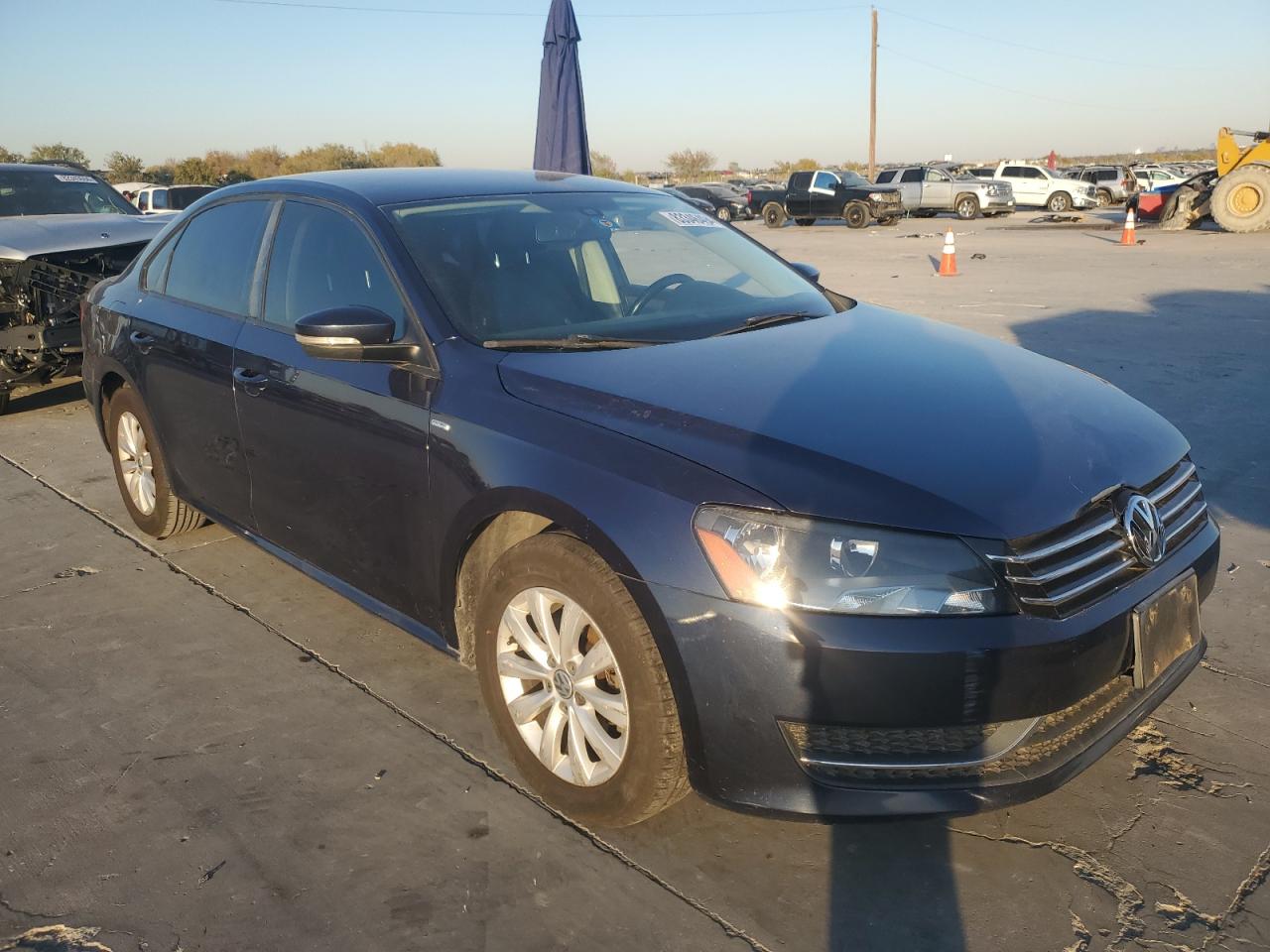 Lot #3023318279 2014 VOLKSWAGEN PASSAT S