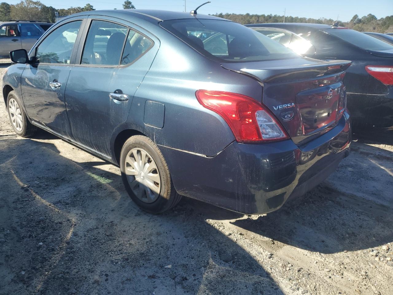 Lot #3028334816 2016 NISSAN VERSA S