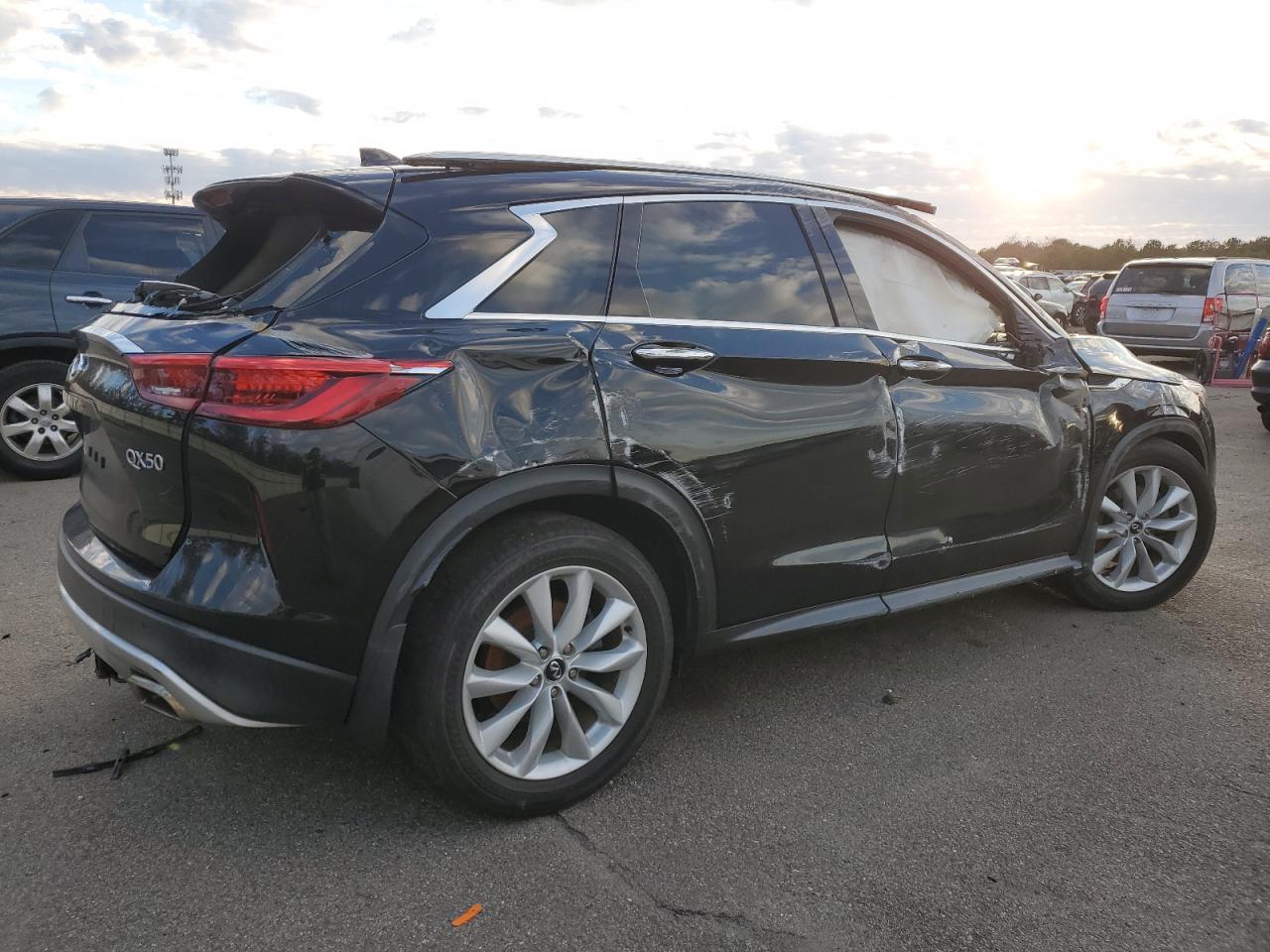 Lot #3048270781 2019 INFINITI QX50 ESSEN