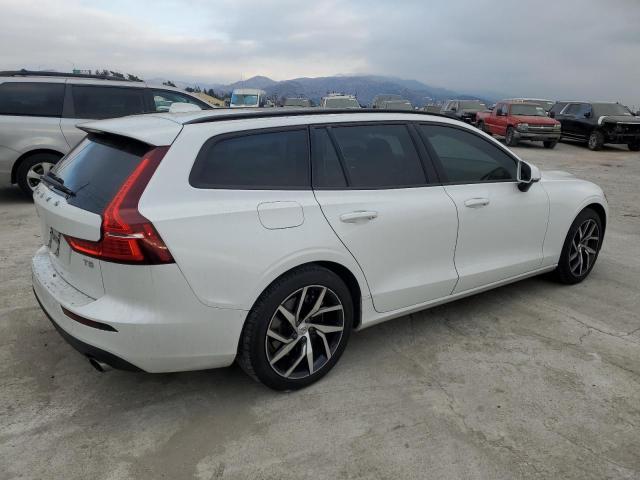 2020 VOLVO V60 T5 MOM YV1102EK7L2389572