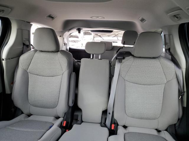 2021 TOYOTA SIENNA LE - 5TDKSKFC9MS003692