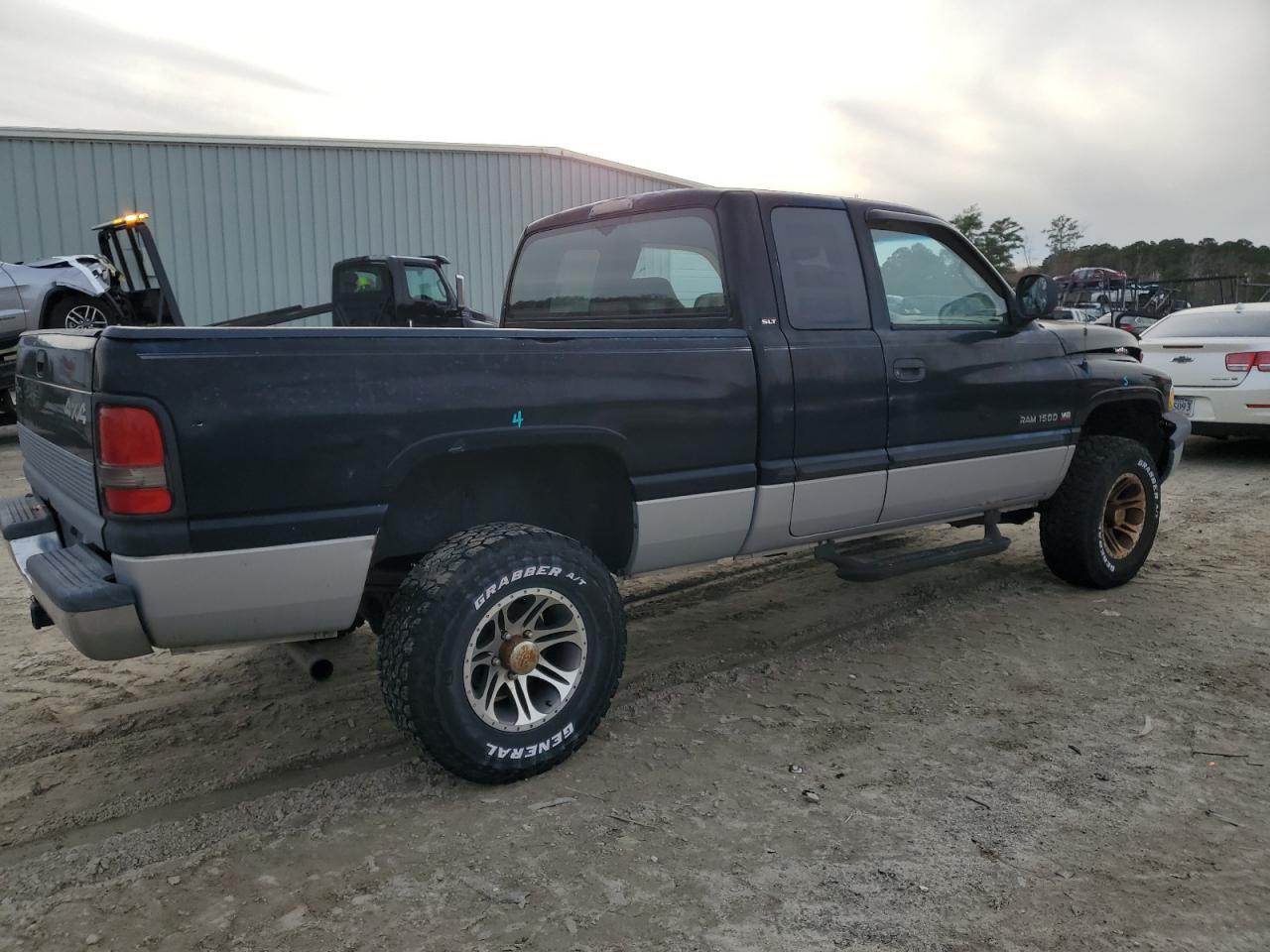 Lot #3029465680 2000 DODGE RAM 1500