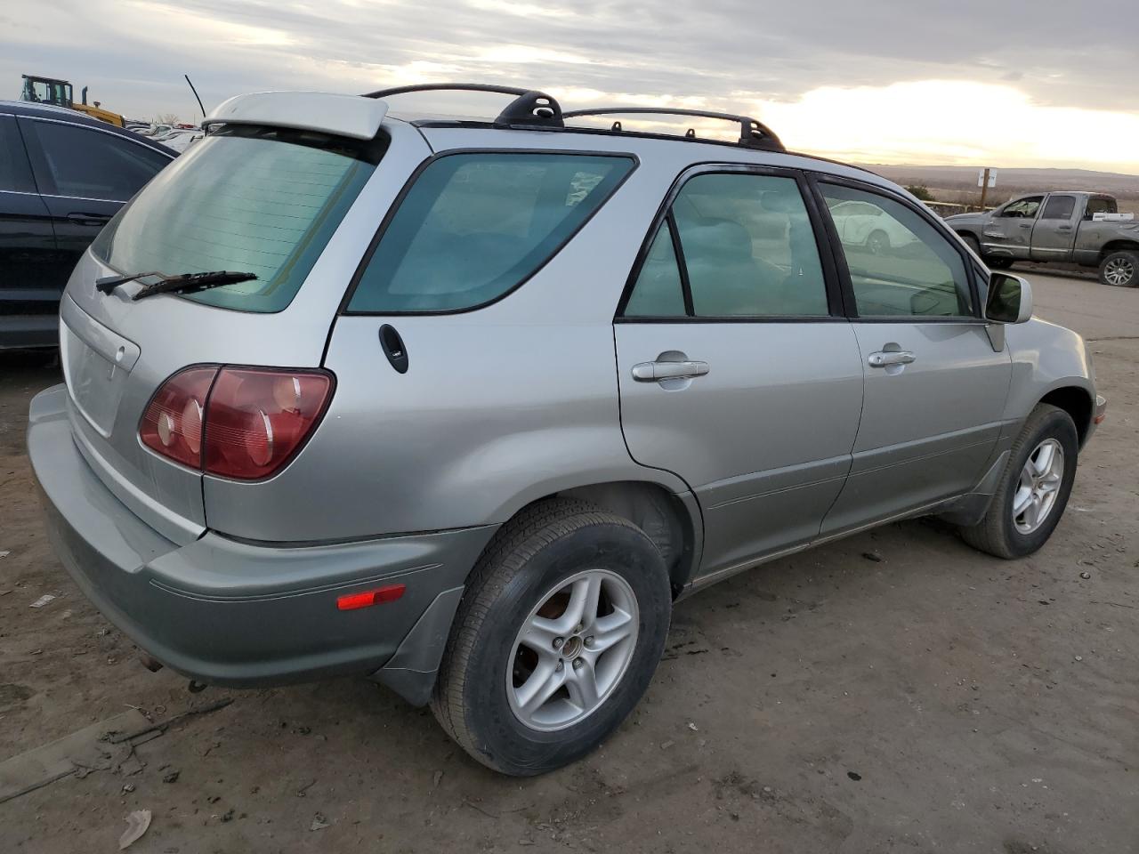 Lot #3026201265 1999 LEXUS RX 300