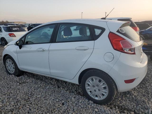 VIN 3FADP4TJ0GM172163 2016 FORD FIESTA no.2