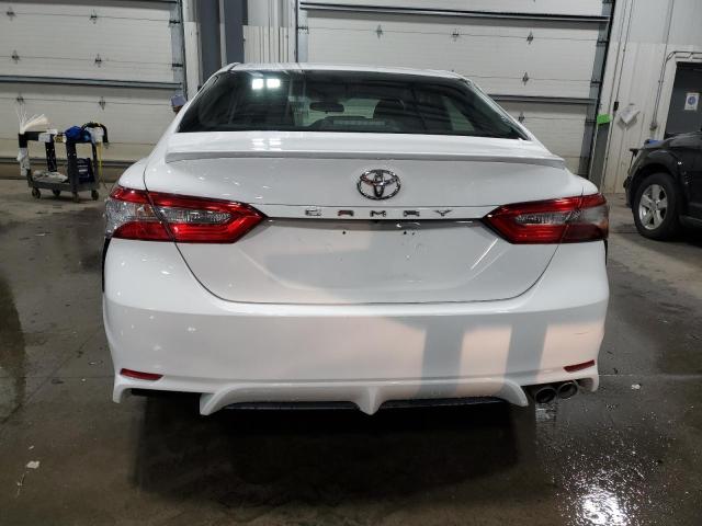 2018 TOYOTA CAMRY L - 4T1B11HK1JU551447