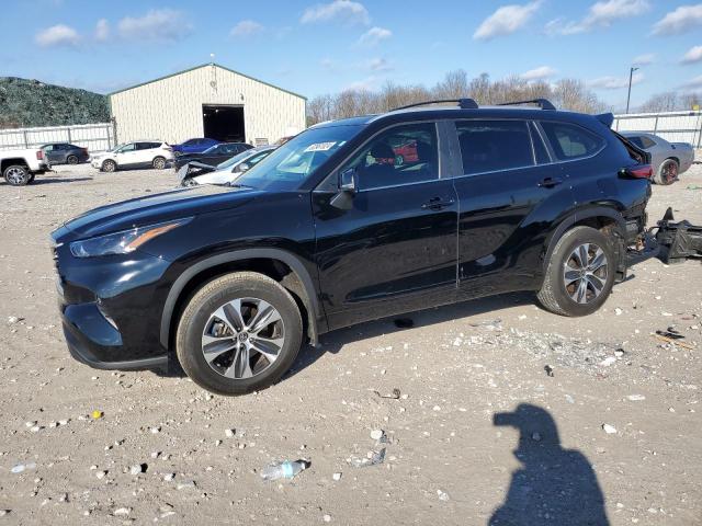 TOYOTA HIGHLANDER