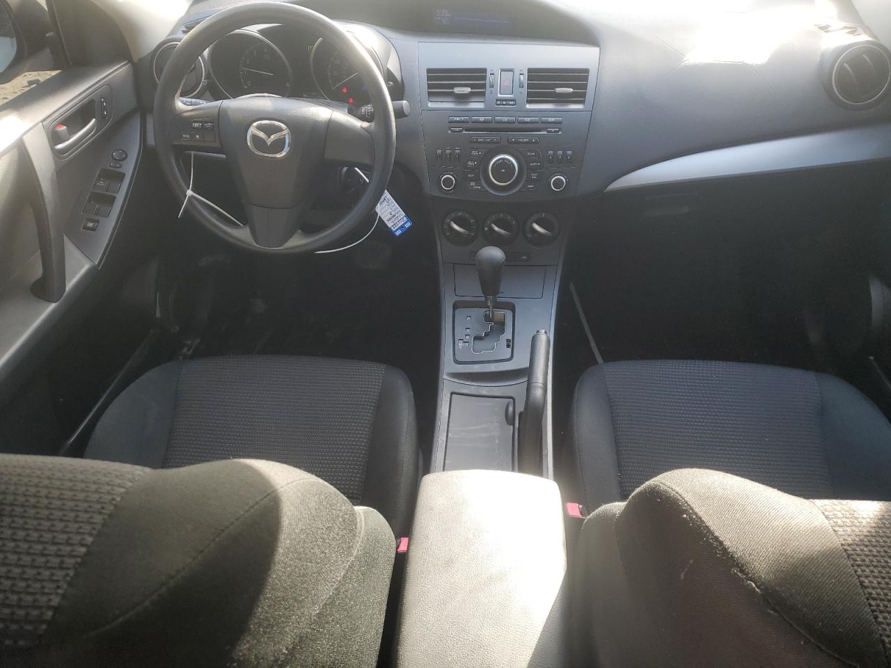 Lot #3023338268 2012 MAZDA 3 I