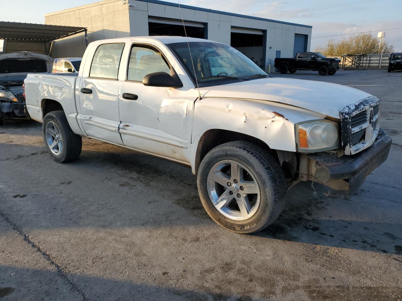 Lot #3024177850 2006 DODGE DAKOTA QUA