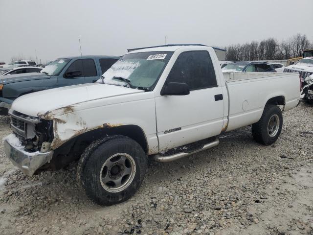 CHEVROLET GMT-400 C3 2000 white pickup gas 1GCGC34R4YR183894 photo #1