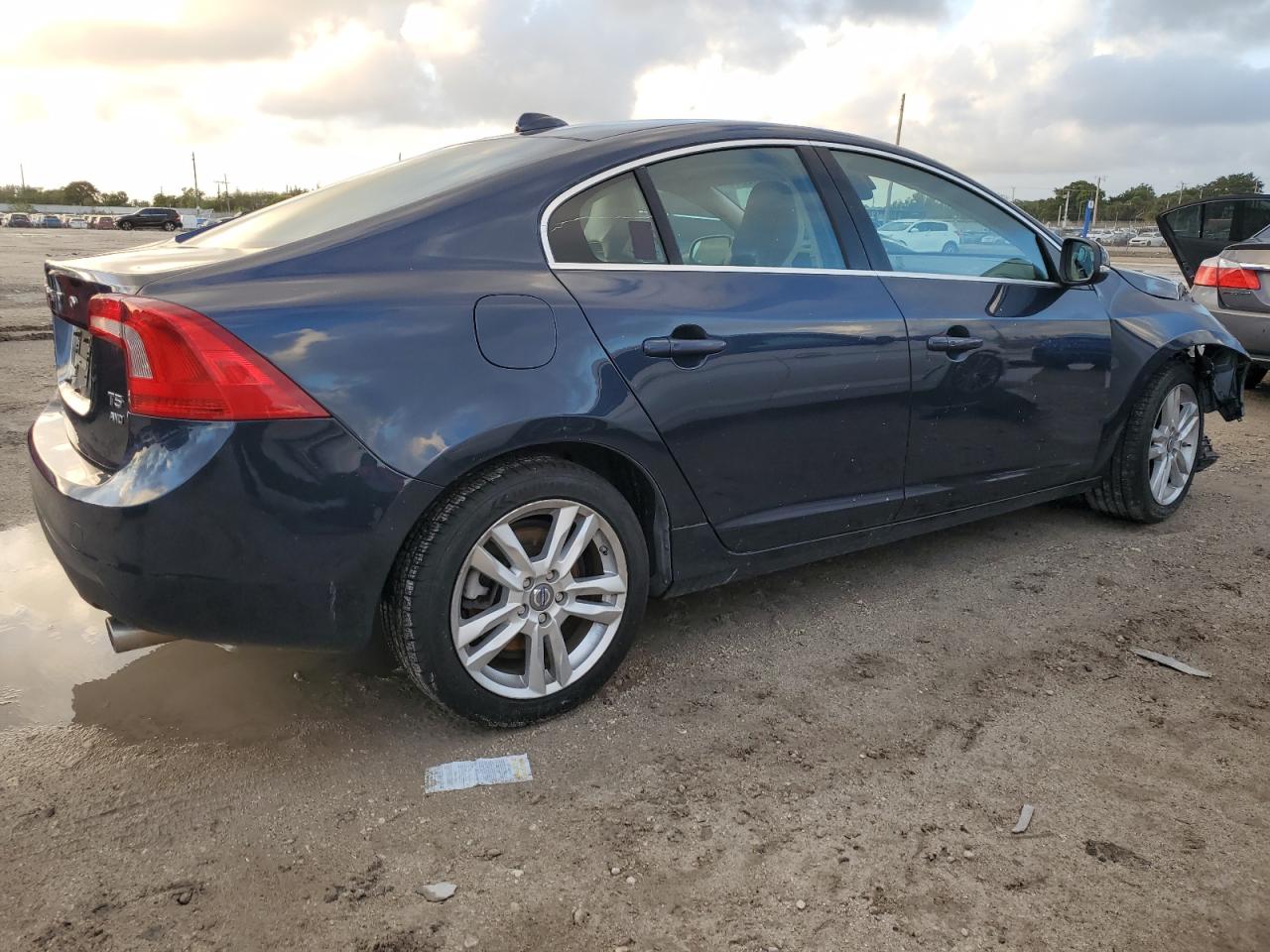 Lot #3029623095 2013 VOLVO S60 T5