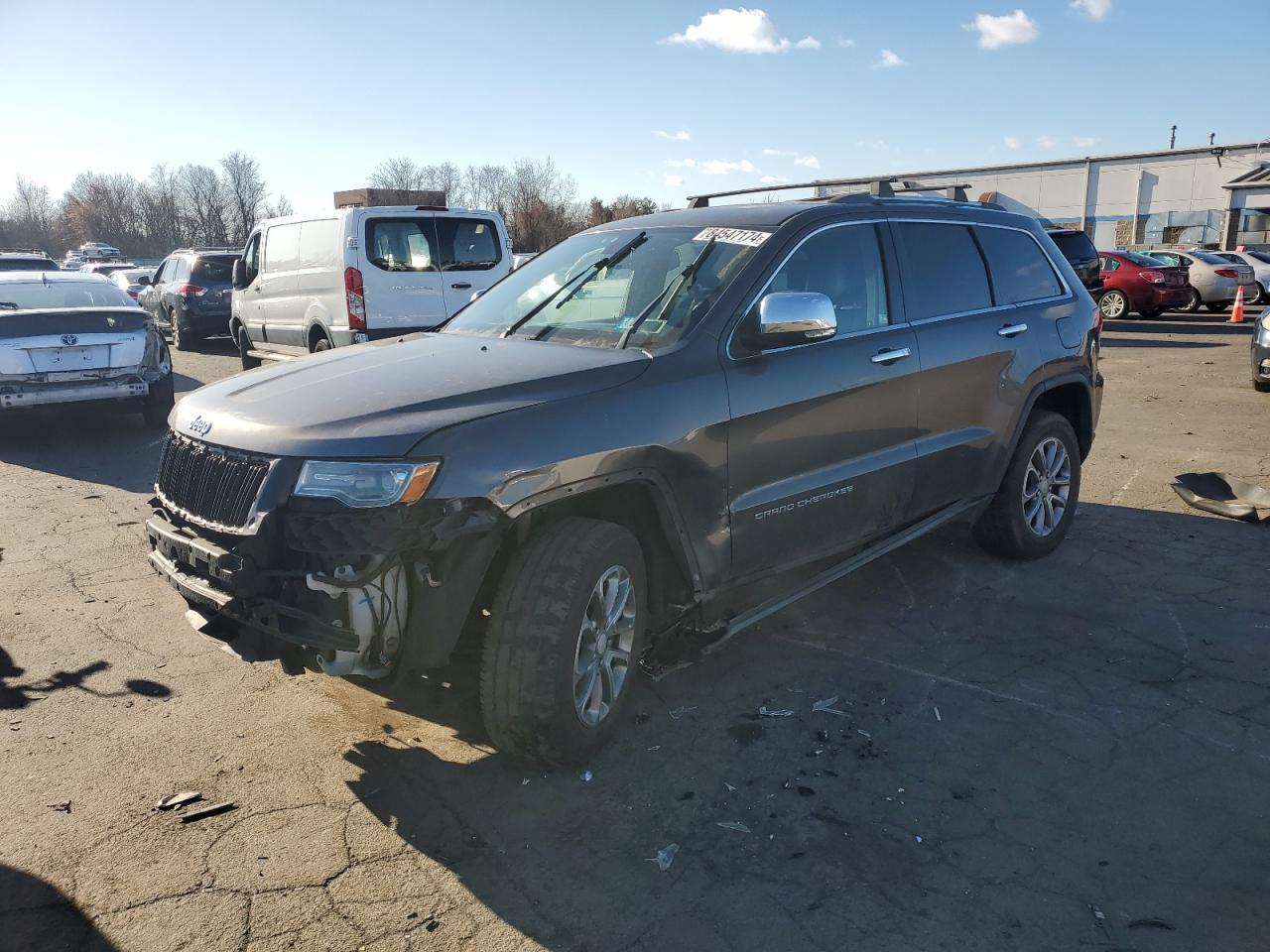  Salvage Jeep Grand Cherokee