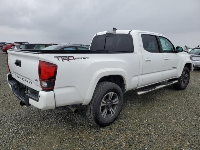 TOYOTA TACOMA DOU 2018 white  gas 3TMBZ5DN8JM015636 photo #4