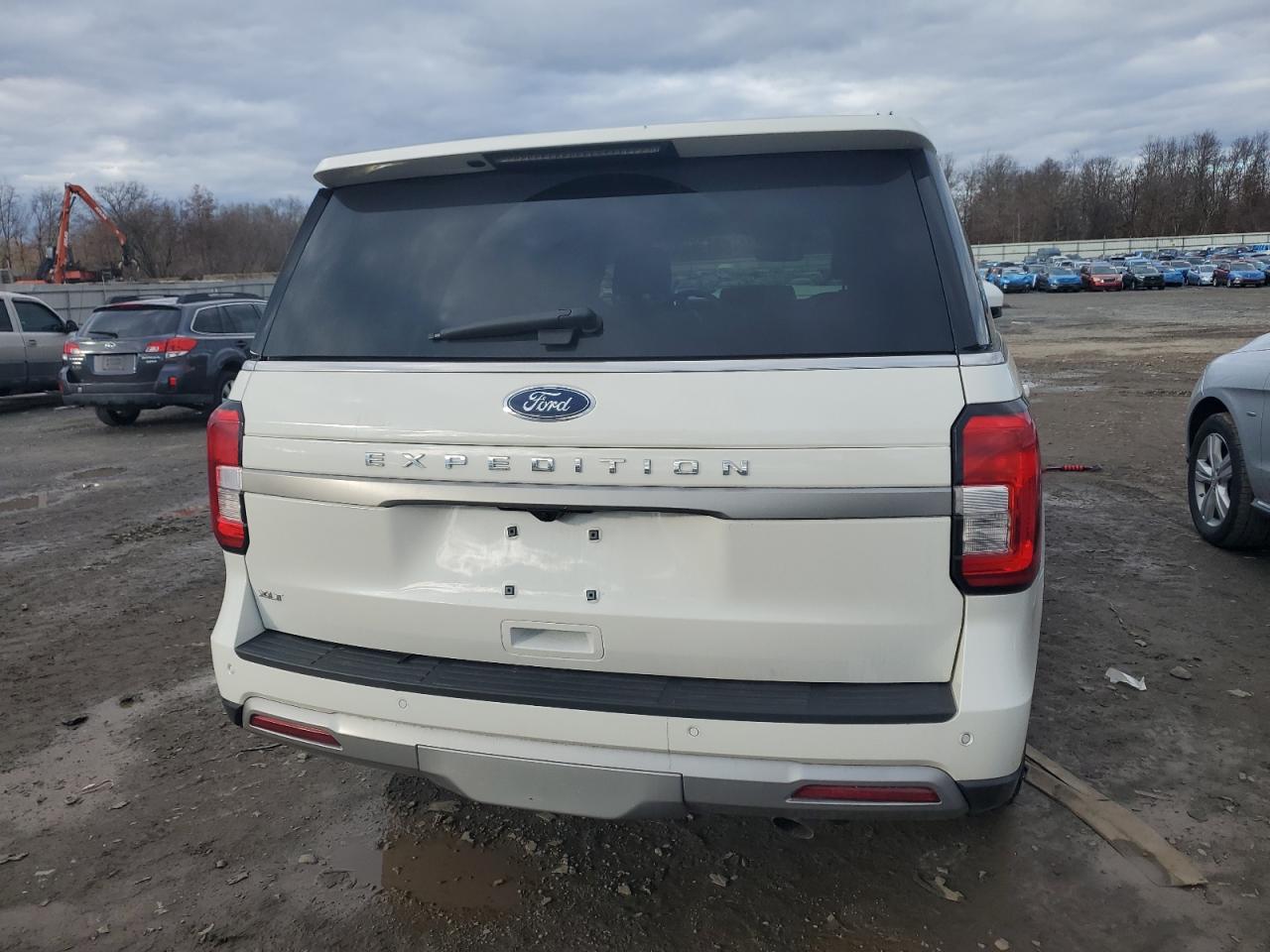 FORD EXPEDITION XLT