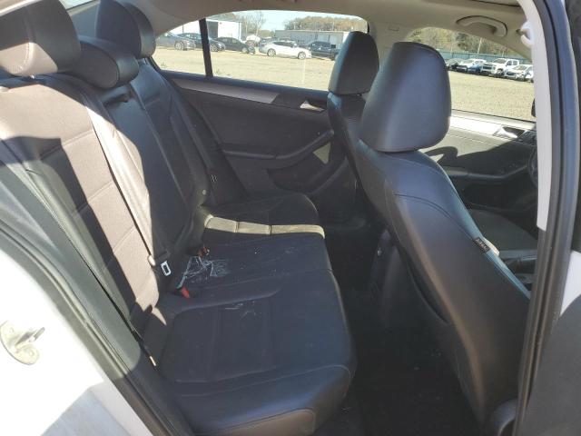 2015 VOLKSWAGEN JETTA TDI - 3VWLA7AJ8FM276018