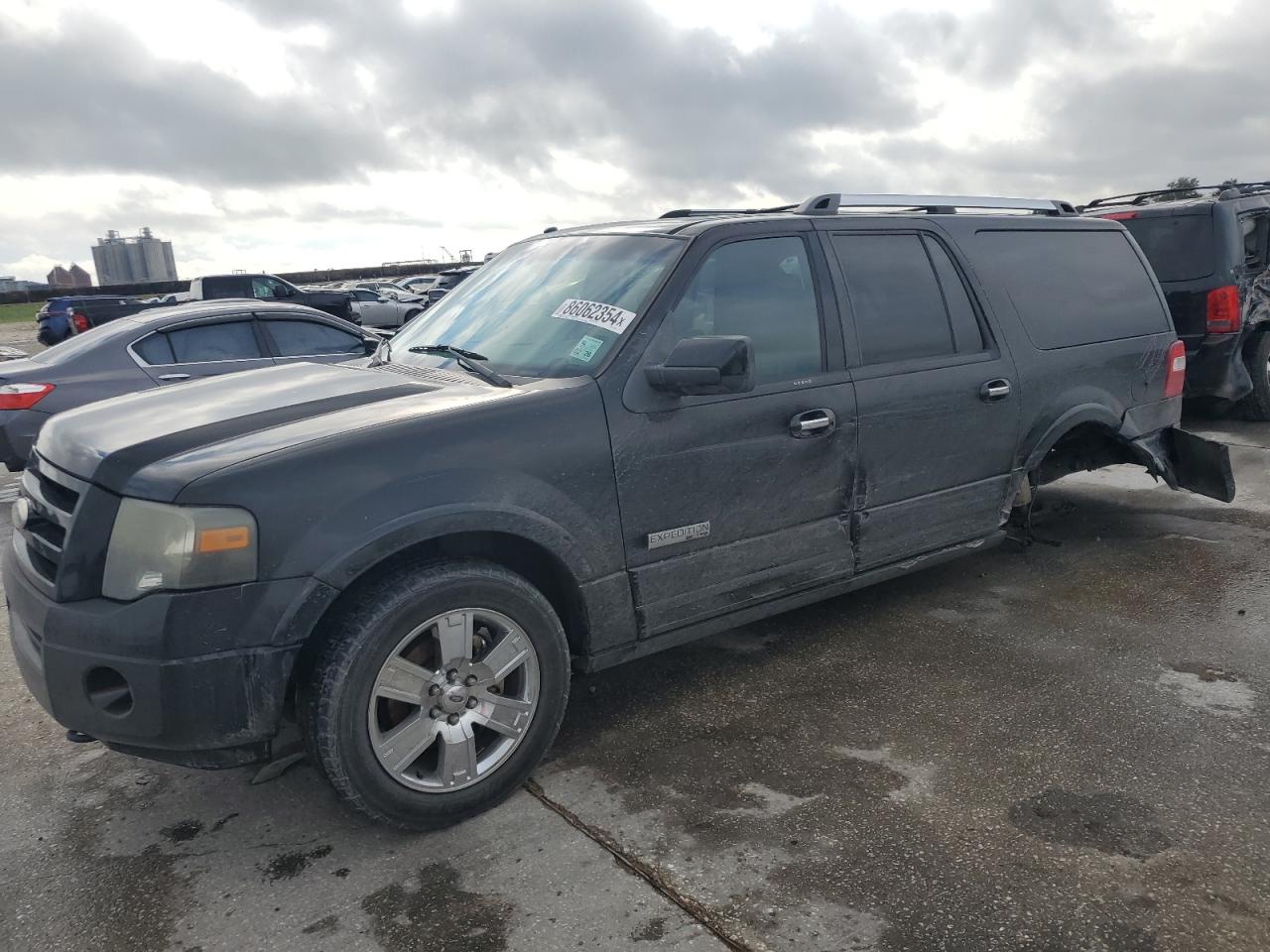  Salvage Ford Expedition