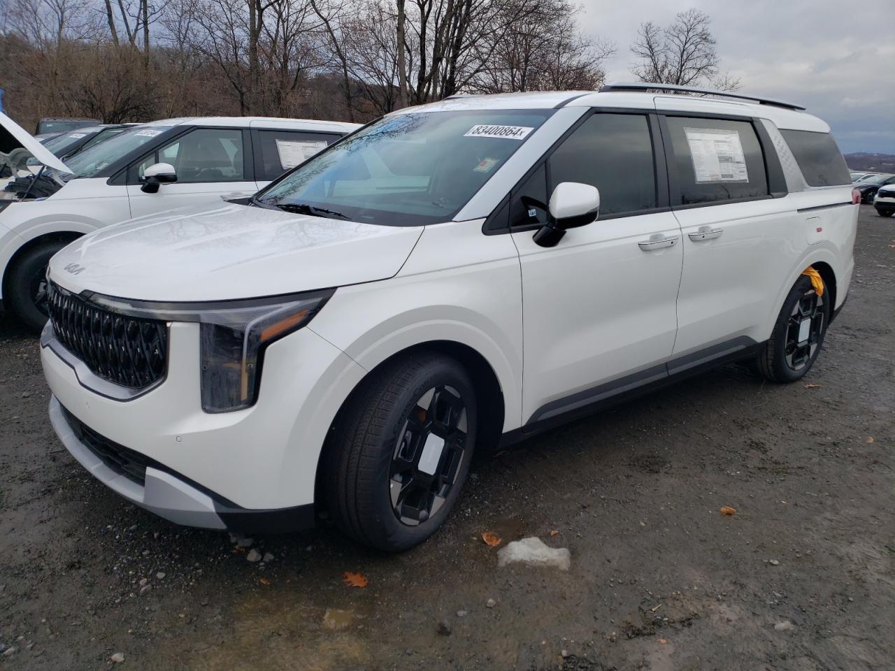  Salvage Kia Carnival