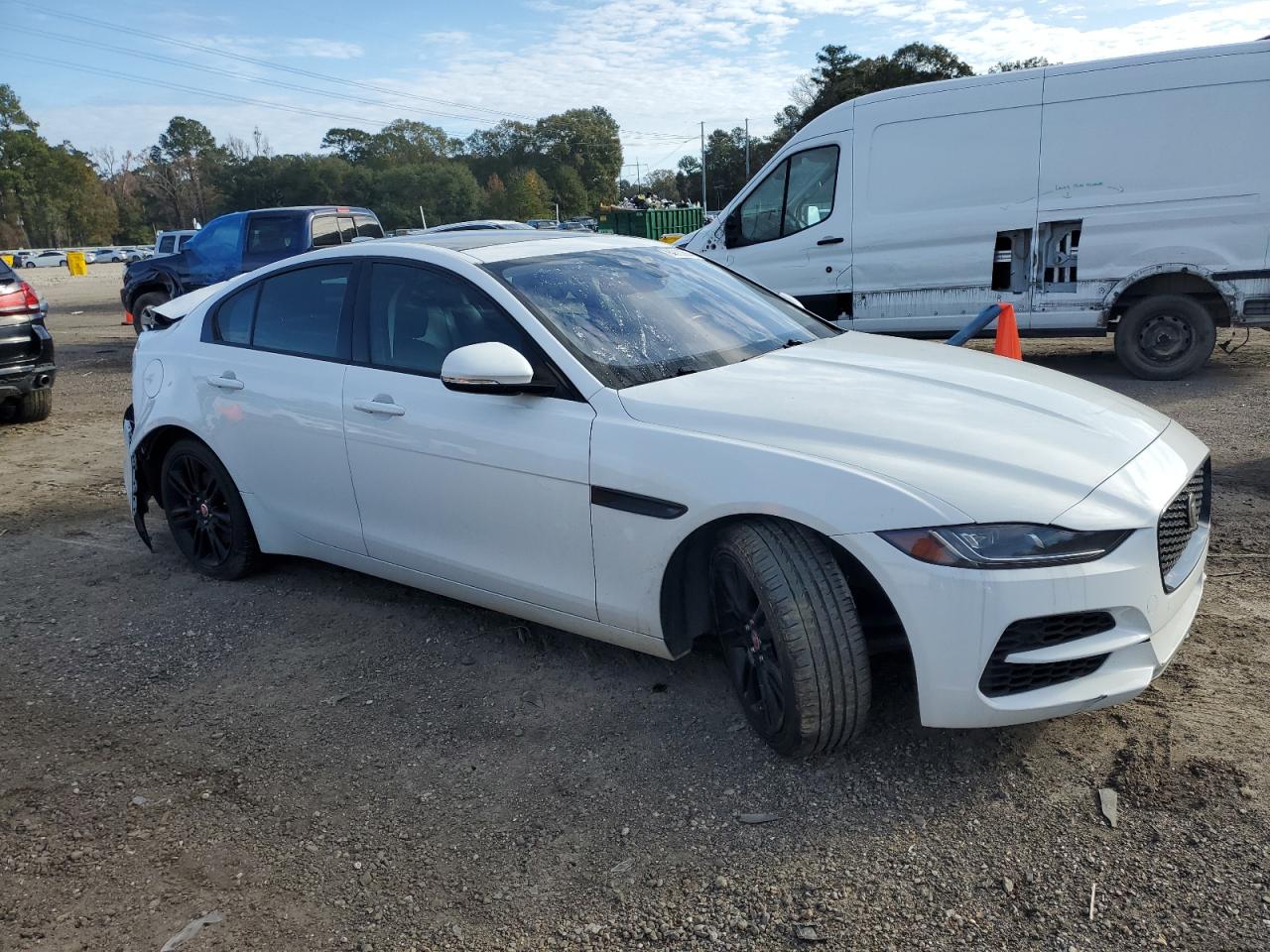 Lot #3050529143 2020 JAGUAR XE S