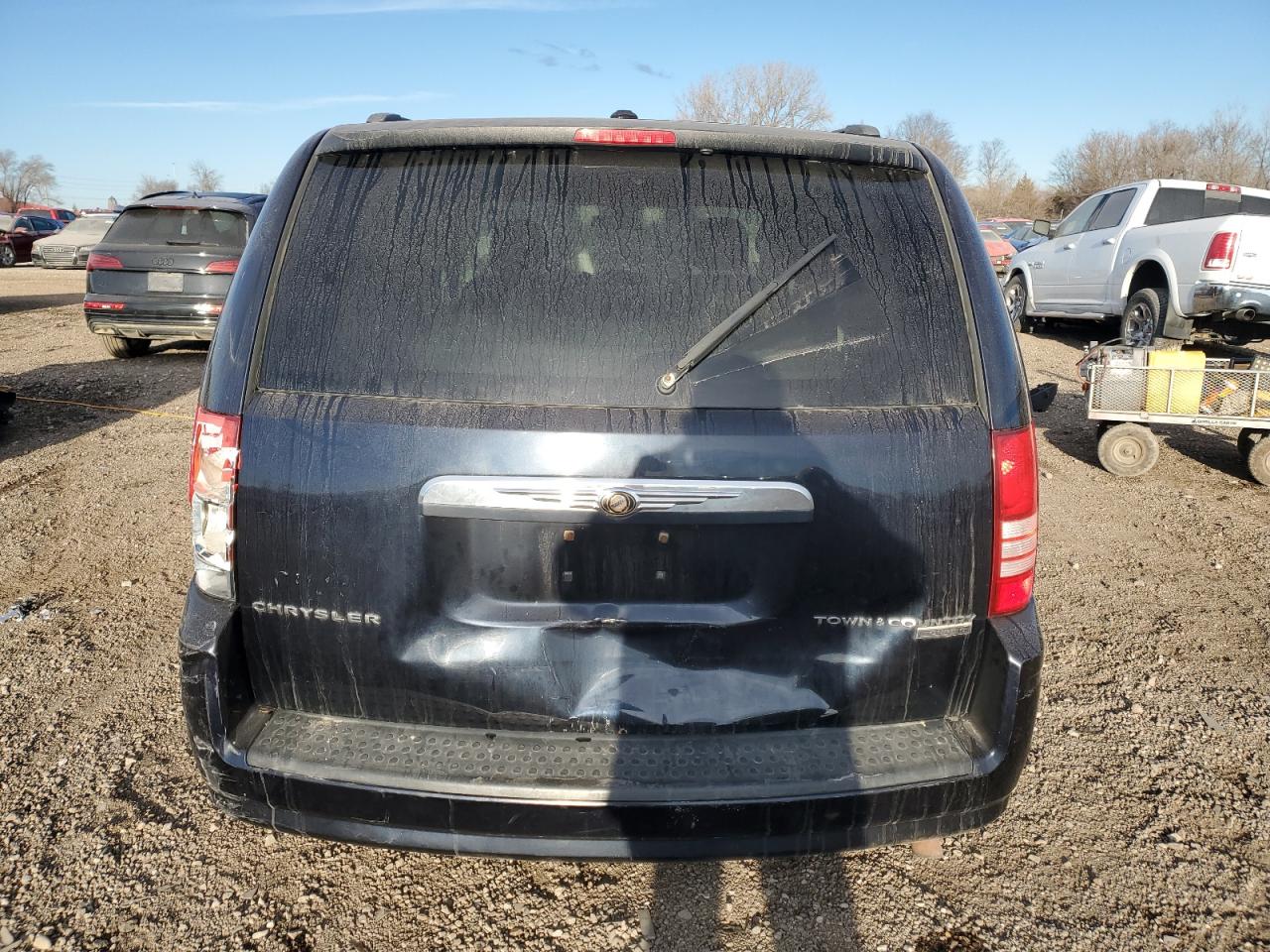 Lot #3050543085 2010 CHRYSLER TOWN AND C