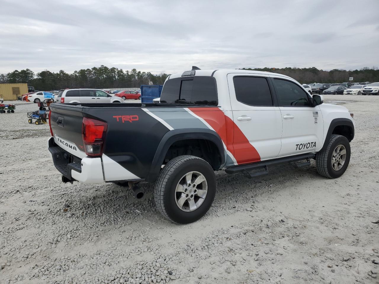 Lot #3037045749 2019 TOYOTA TACOMA DOU