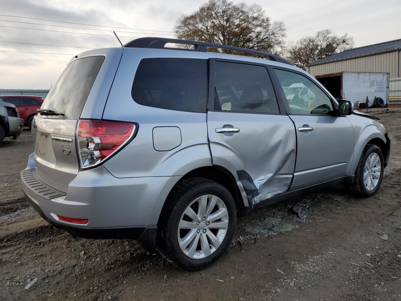 Lot #3027066857 2013 SUBARU FORESTER 2