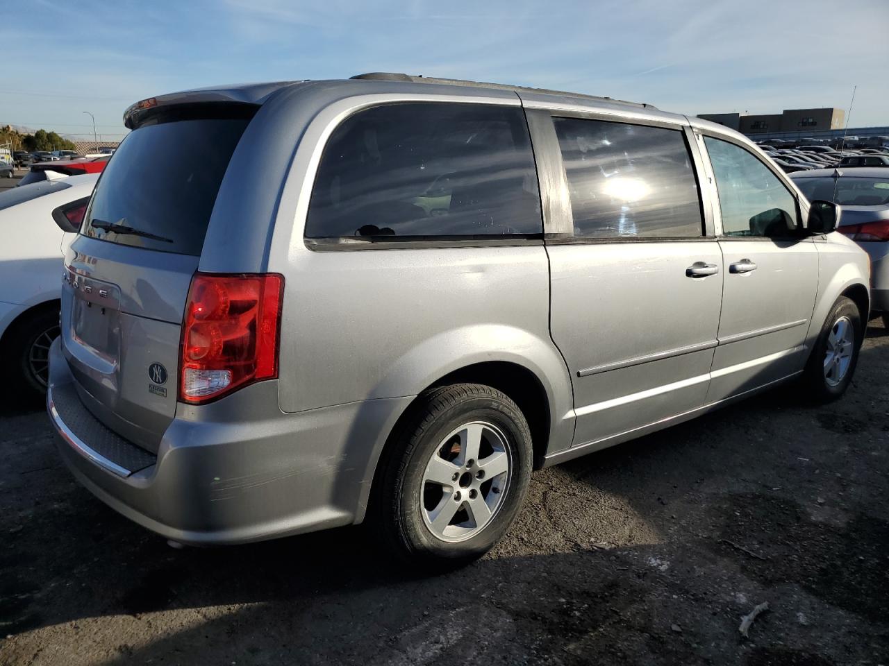 Lot #3033538093 2013 DODGE GRAND CARA