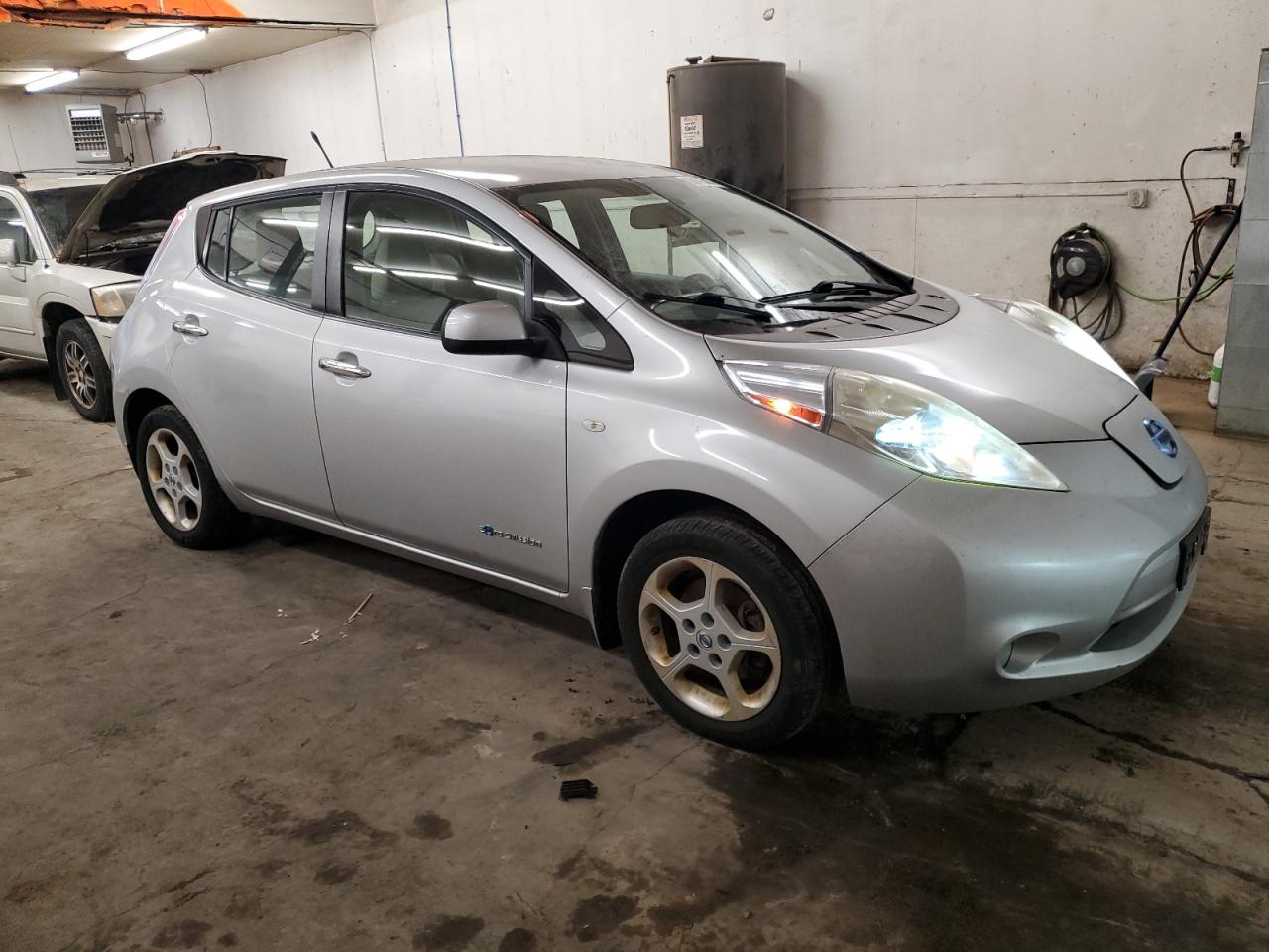 Lot #3034337083 2012 NISSAN LEAF SV