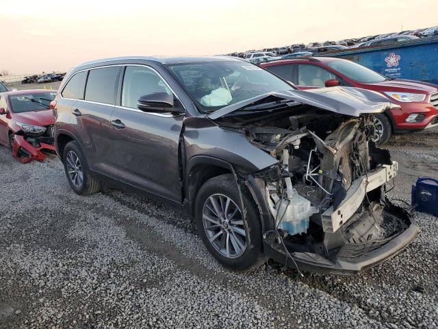 2019 TOYOTA HIGHLANDER - 5TDKZRFH6KS551999