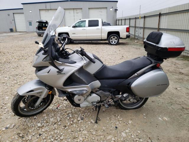 2010 HONDA NT700 VA - VTMRC5258AE000202
