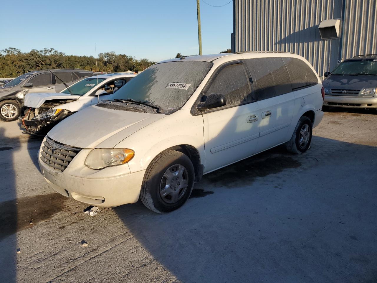 Lot #3024267970 2006 CHRYSLER TOWN & COU