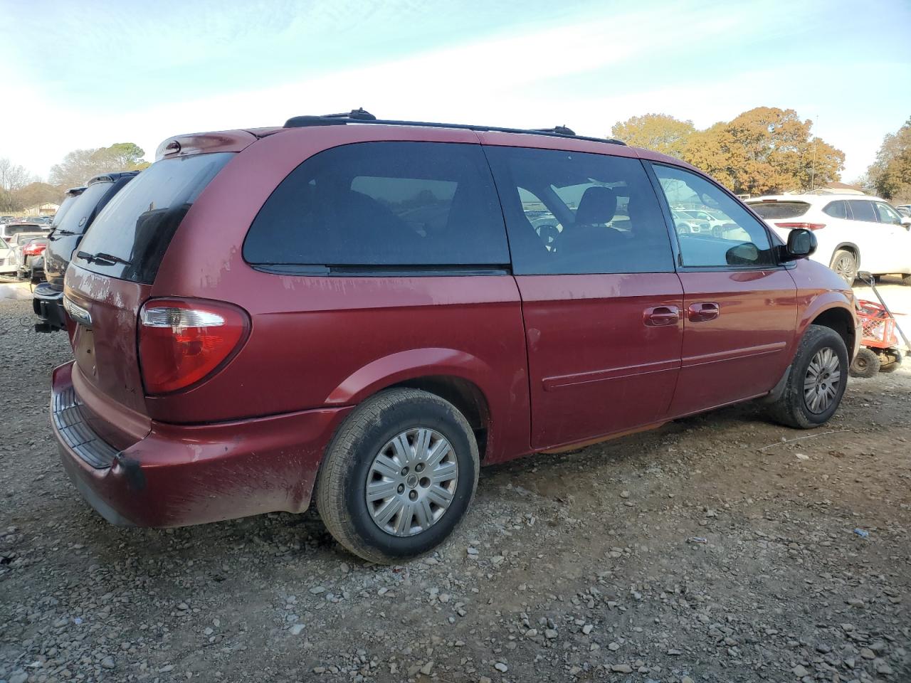 Lot #3028542935 2006 CHRYSLER TOWN & COU