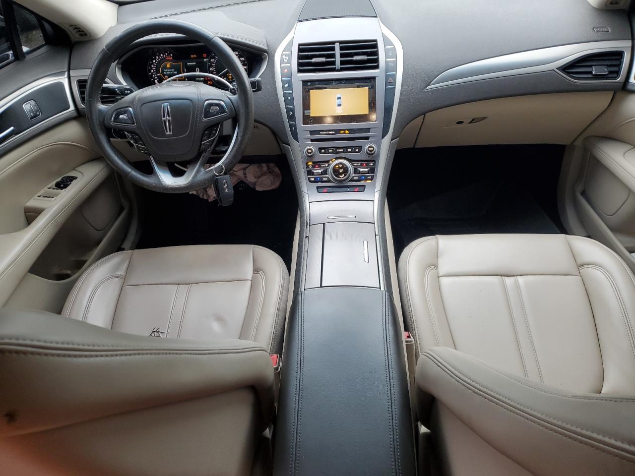 LINCOLN MKZ PREMIERE