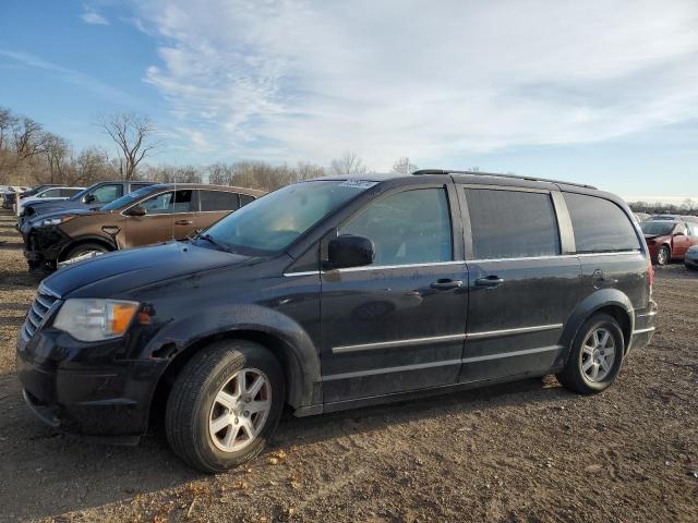 2010 CHRYSLER TOWN AND C #3050543085