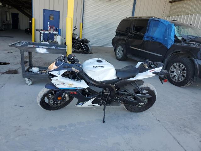 2023 SUZUKI GSX-R600 JS1GN7FA6P7100575