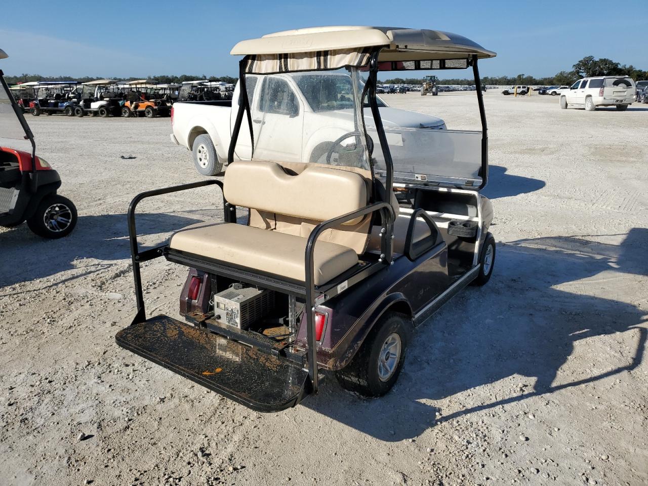 Lot #3033391923 2013 CLUB GOLF CART