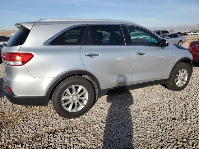 VIN 5XYPG4A39GG023758 2016 KIA SORENTO no.3