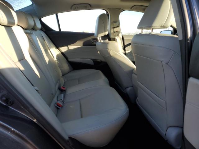 2018 ACURA ILX BASE W - 19UDE2F3XJA005302