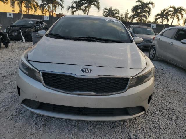 VIN 3KPFK4A76JE205693 2018 KIA FORTE no.5