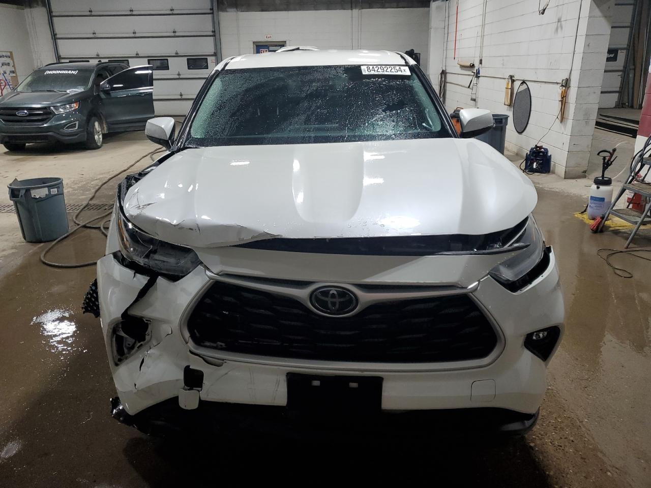 Lot #3055325349 2021 TOYOTA HIGHLANDER