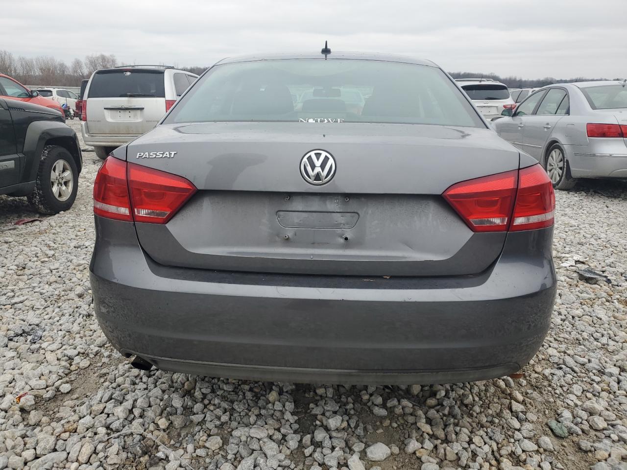 Lot #3037929978 2012 VOLKSWAGEN PASSAT S